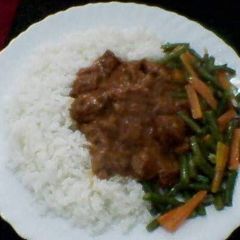 A picture of Stewed Beef Rice and Vegetables.
