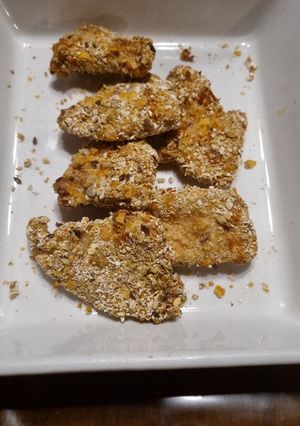 Una foto de Bocaditos de pollo con avena y hojuelas de maíz