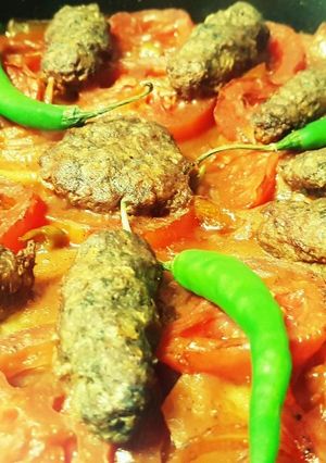 صورة لوصفة كفته مع البطاطا والبصل والبندوره سريعه وسهله