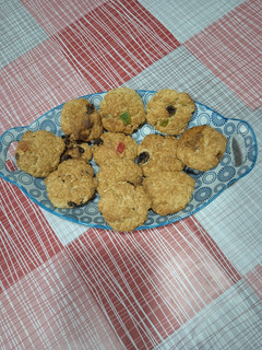 Una foto de Galletitas de avena y frutos secos!!