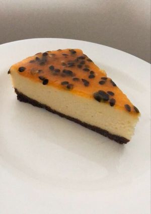 Una foto de Cheesecake de maracuyá