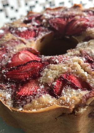Una foto de Budín tipo de pan de Frutilla y Avena 🍓♥️!