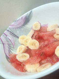 Fruit salad ainihin hoton girkin