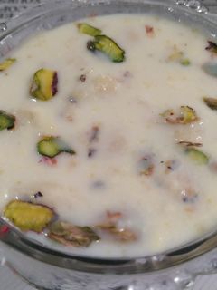 मखाने की खीर (Makhane ki kheer recipe in Hindi) रेसिपी मुख्य फोटो