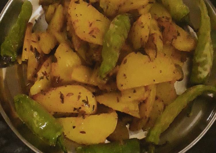 Easiest Way to Prepare Speedy Fried potato with fried green chilli