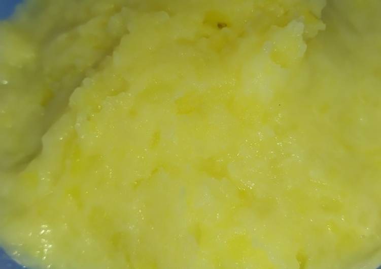 Cara Gampang Menyiapkan Mashed potato with cheese, Menggugah Selera