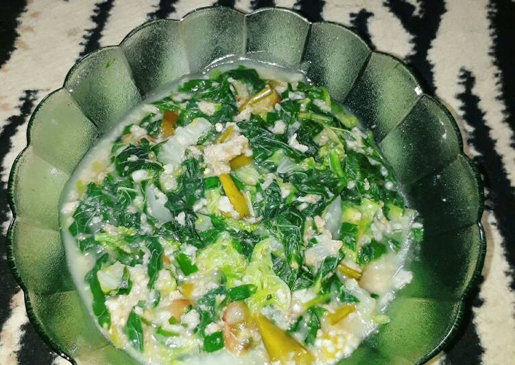 Cara Gampang Menyiapkan Bubur oat bayam, Lezat Sekali