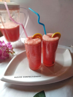 A picture of Pineapple and watermelon smoothie.
