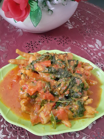 Bagaimana Membuat Ceker Ayam woku, Enak