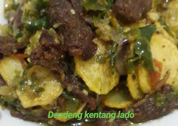 Dendeng batokok + kentang cabe hijau