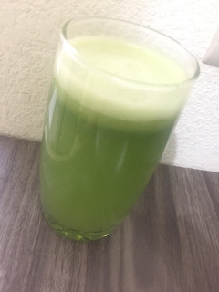 Una foto de Limonada con pepino 🥒