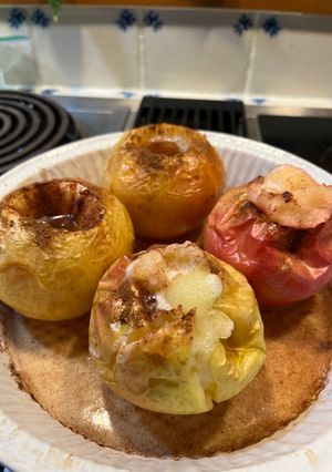 A picture of Baked Apples 🍎.