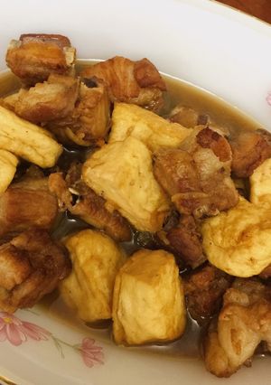 Hình của món Sườn kho đậu.