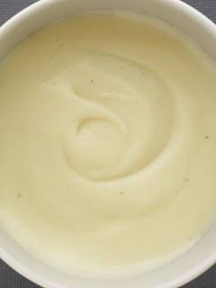 વાઈટ સોસ રેસીપી મુખ્ય ફોટો