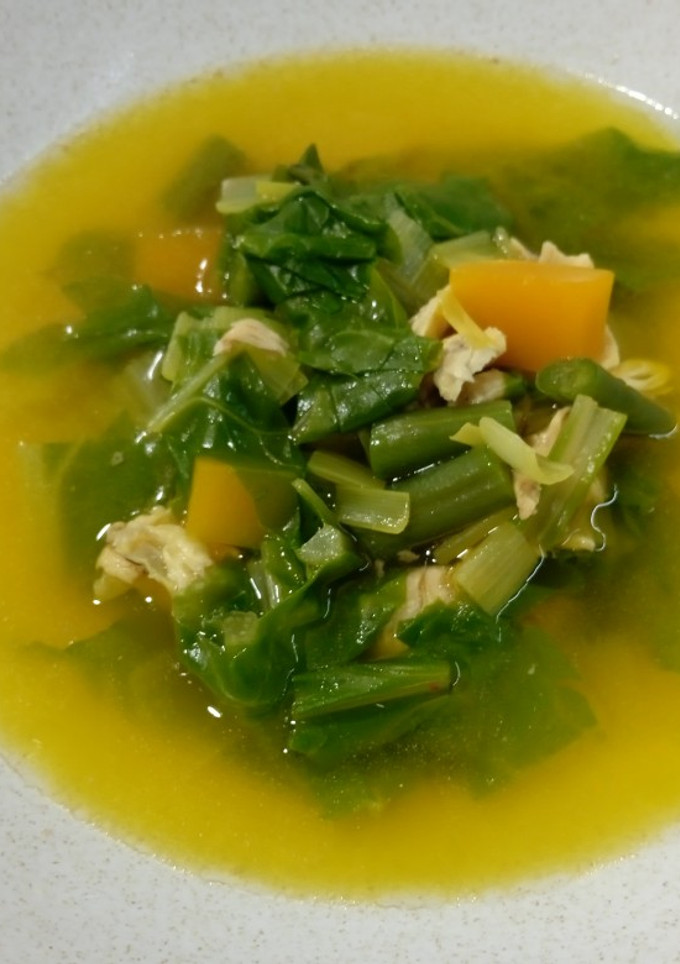 Una foto de Sopa de verduras otoñales