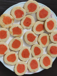 பட்டர் குக்கீஸ் (Butter cookies recipe in tamil) செய்முறை முக்கிய புகைப்படம்