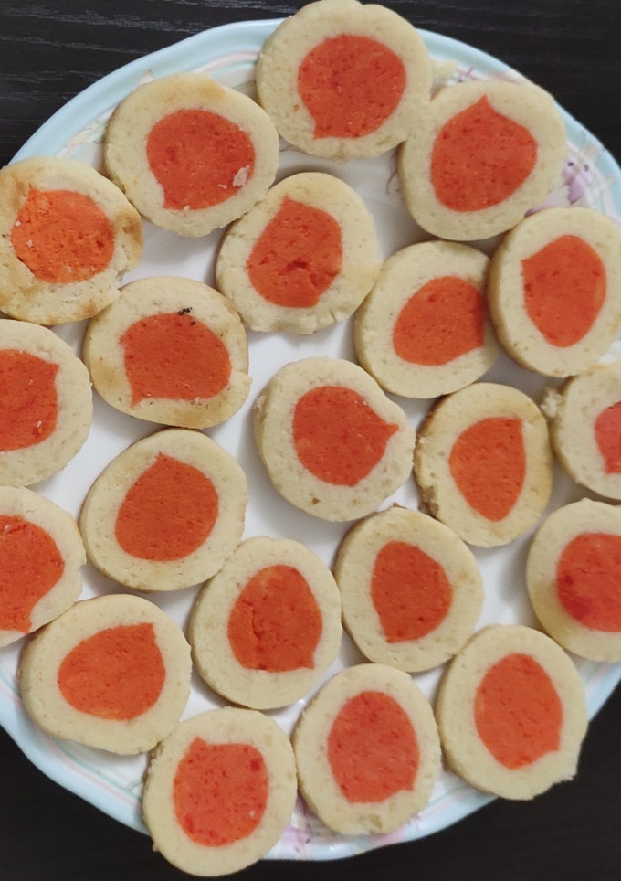 பட்டர் குக்கீஸ் (Butter cookies recipe in tamil) செய்முறை முக்கிய புகைப்படம்