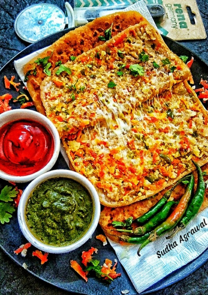 चीज़ वैजी पराठा (Cheese Veggies Paratha recipe in Hindi) रेसिपी मुख्य फोटो