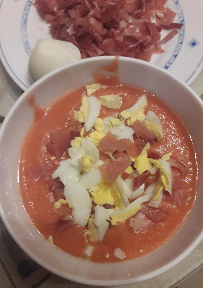 Una foto de Salmorejo con manzana