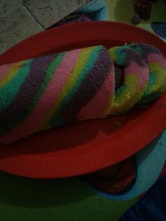 Foto resep Rainbow roll cake alakadarnya