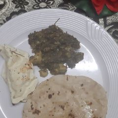 A picture of Aloo Methi.
