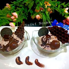 Oreo candi chocolate ice cream A picture of Oreo candi chocolate ice cream.