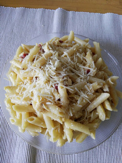 Foto principal de Macarrones con queso y pimienta