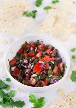 A picture of Chipotle Pico de Gallo.