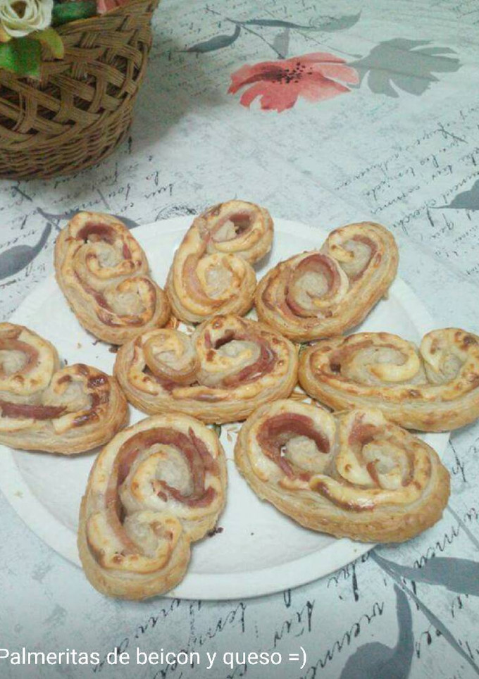 Una foto de Palmeritas de beicon y queso