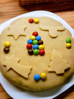Marcipán bevonatos piskóta torta recept fotója