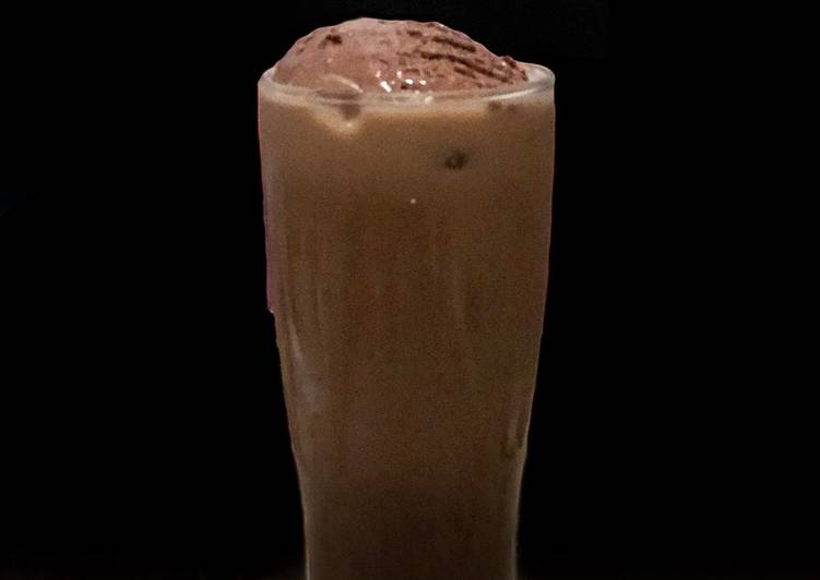 Dark Choco Nut Float