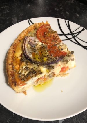 A picture of ‘Greek salad’ quiche.