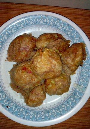 A picture of Yam bolls.