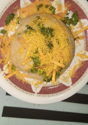 ઉપમા (Upma Recipe In Gujarati) રેસીપી મુખ્ય ફોટો