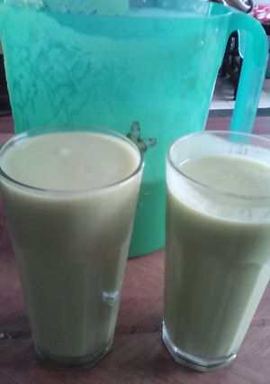 A picture of Avocado juice.
