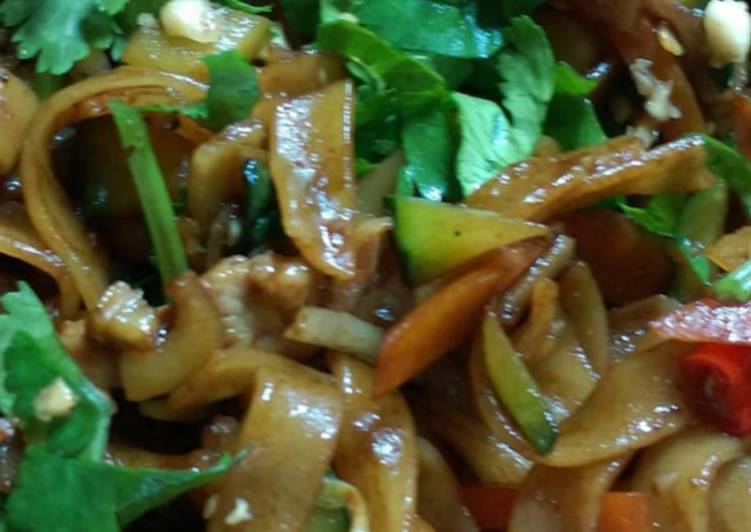 Steps to Cook Perfect Spicy Asian stir fry ho fun