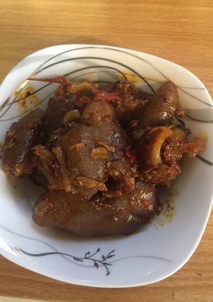 A picture of Cow leg pepper soup.