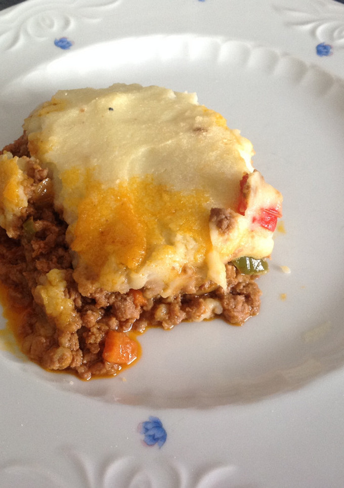 Una foto de Pastel de carne picada en puré de patata