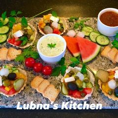 A picture of Panzanella Salad Tarts.
