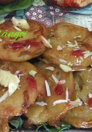 A picture of Apple Malpua.