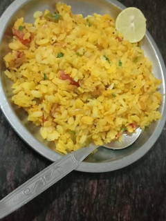 A picture of Kanda poha.