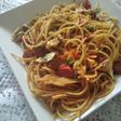 Espaguetis con salchichas y vegetales 😋