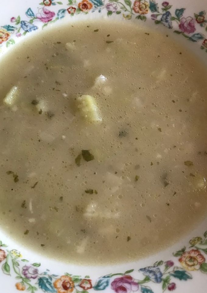 Una foto de Sopa de chayote