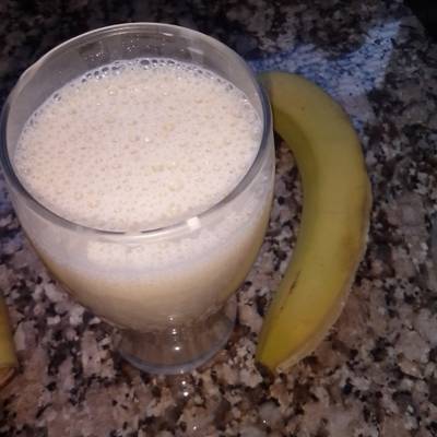 Licuado de banana sin leche Receta de ANDREA BHON- Cookpad