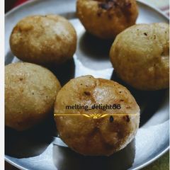 A picture of Manda Pitha.