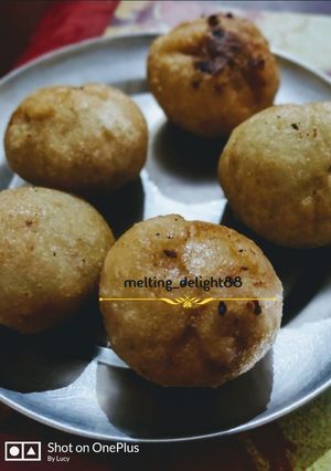 A picture of Manda Pitha.