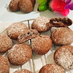 A picture of Chocolate Cookies.