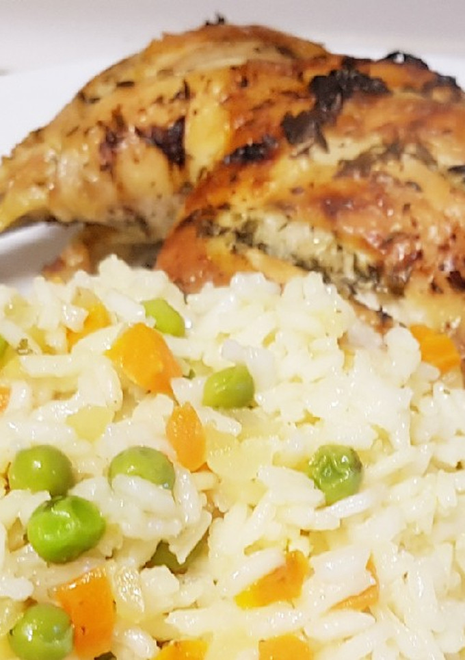 Una foto de Pollo asado al romero