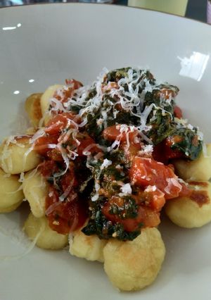 Une photo de Gnocchis tomate épinards