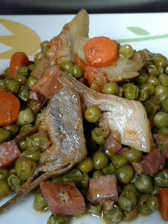 Una foto de Guisantes con jamón